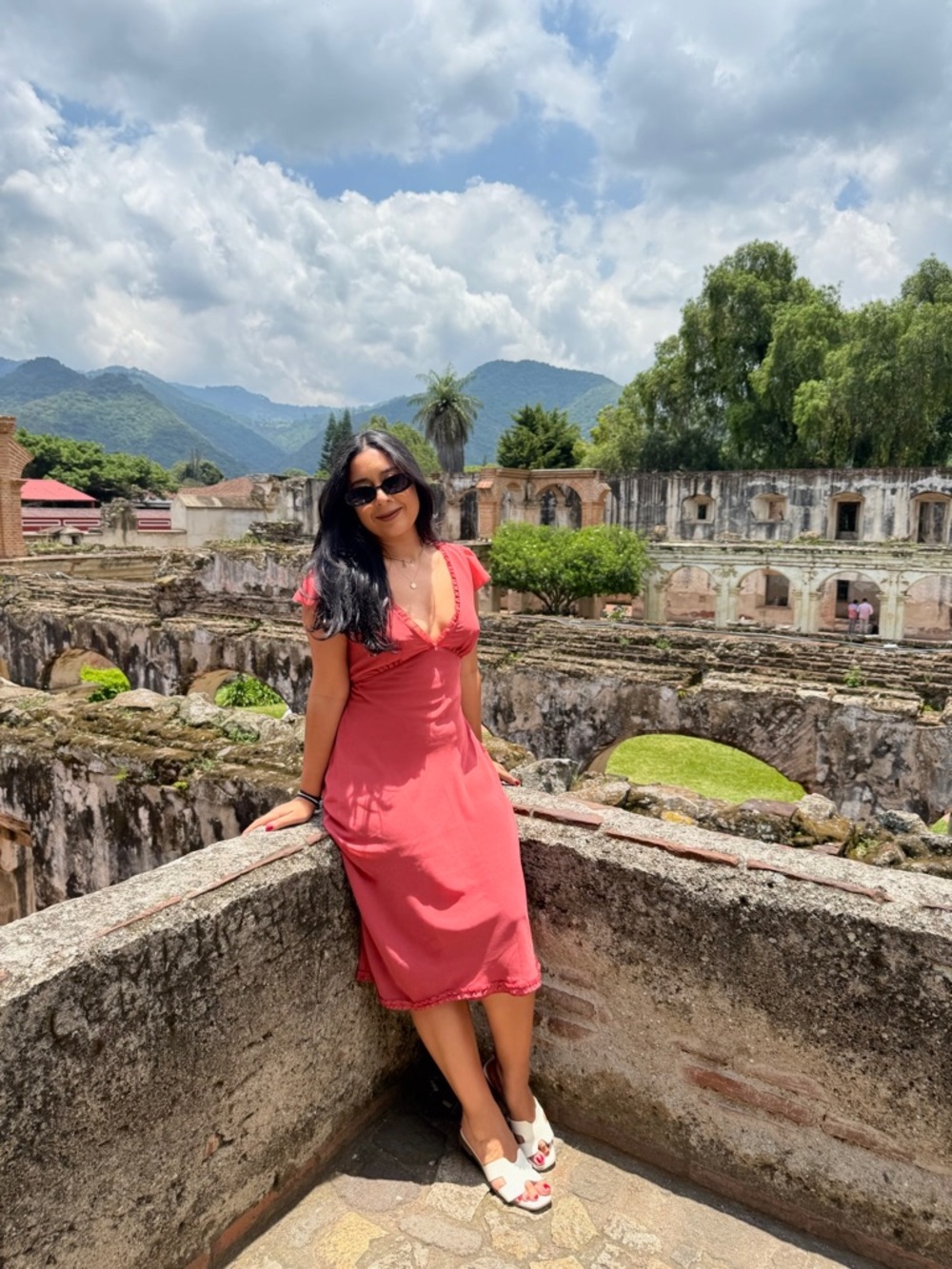 Aritzia Wilfred Camelot Dress in Rose Red - Picture 2 of 3